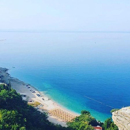 Apartments Villa Simonovic Petrovac Екстериор снимка