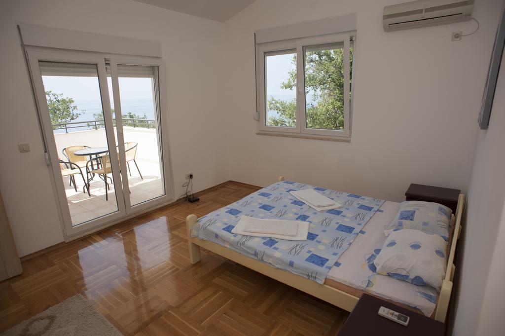 Apartments Villa Simonovic Petrovac Екстериор снимка