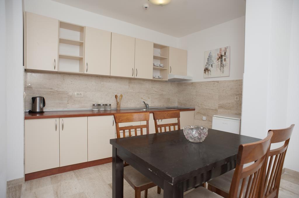 Apartments Villa Simonovic Petrovac Екстериор снимка