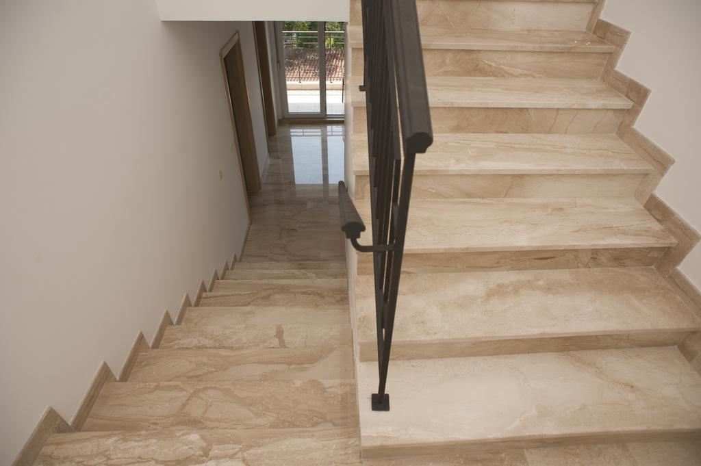 Apartments Villa Simonovic Petrovac Екстериор снимка