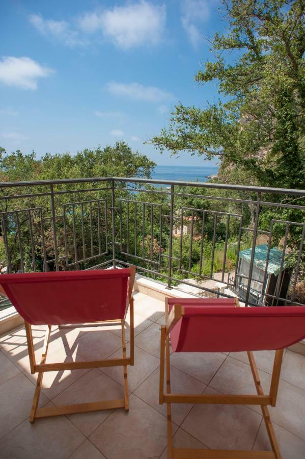 Apartments Villa Simonovic Petrovac Екстериор снимка